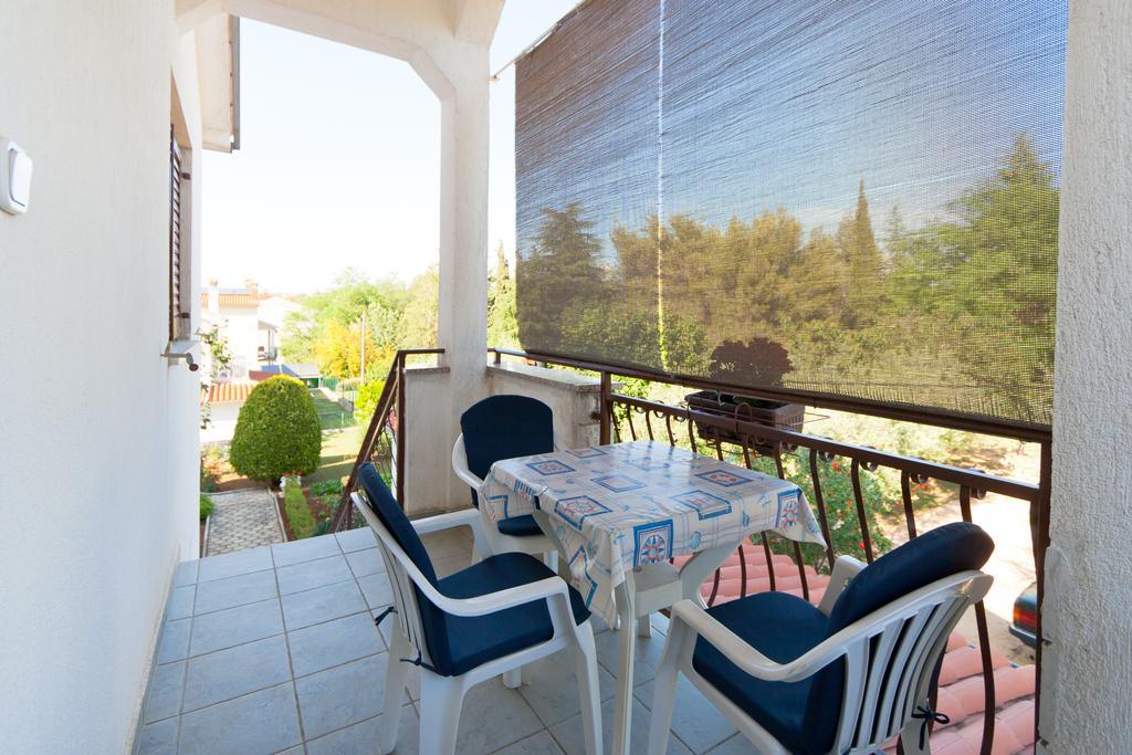Apartments Graziella Poreč Exterior foto