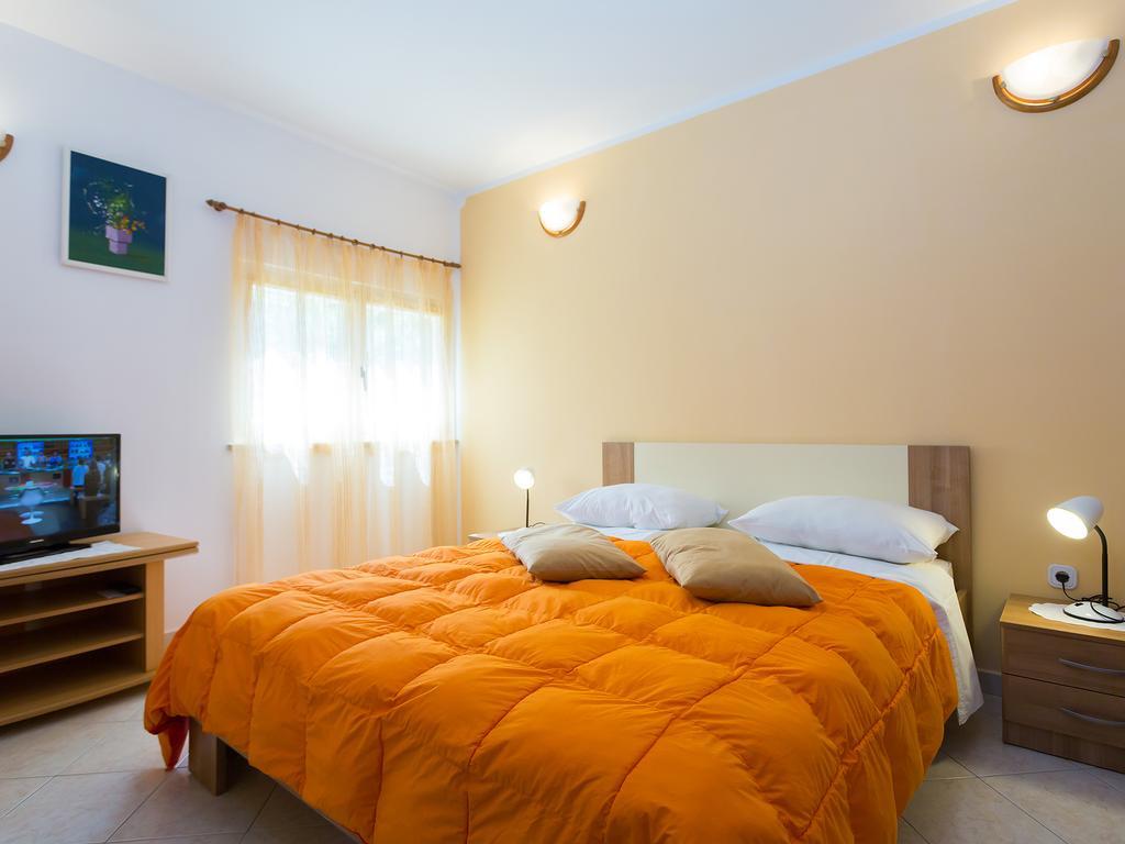 Apartments Graziella Poreč Exterior foto